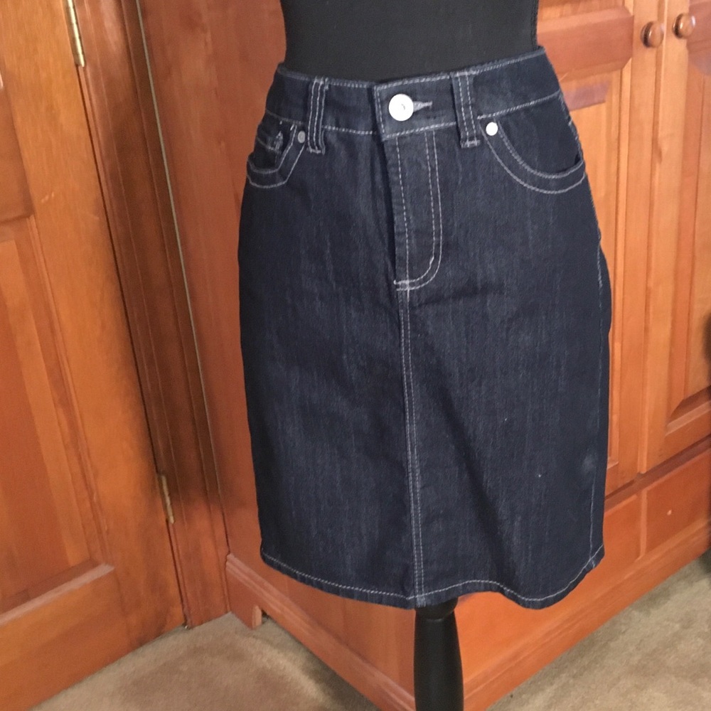 🌸Nine West Jean Skirt